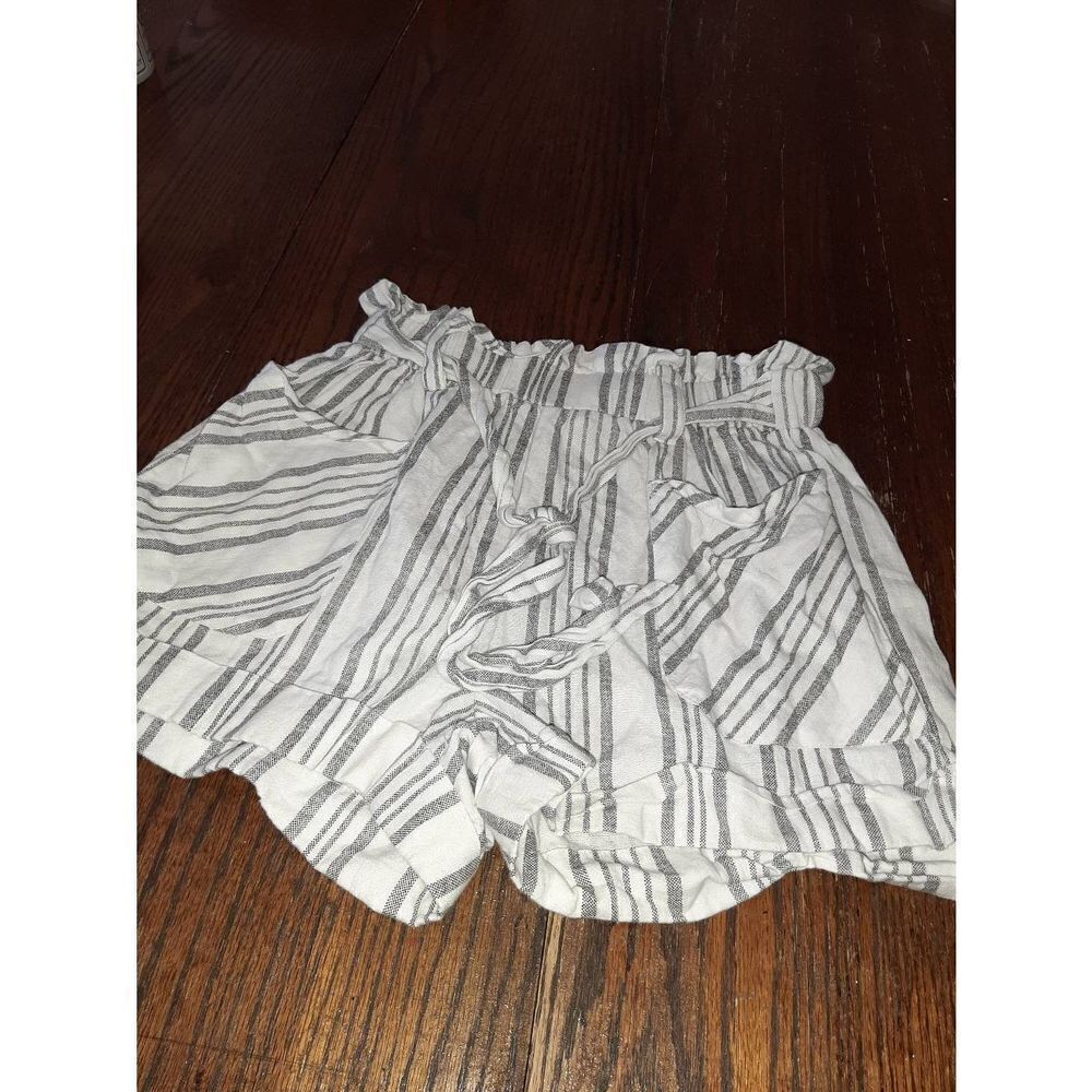 Small Full Circle Trends Black White Elastic Tie Waist Cotton Shorts w/ Pockets